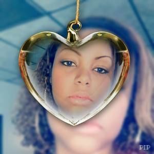 Meet your Posher, Alexandra